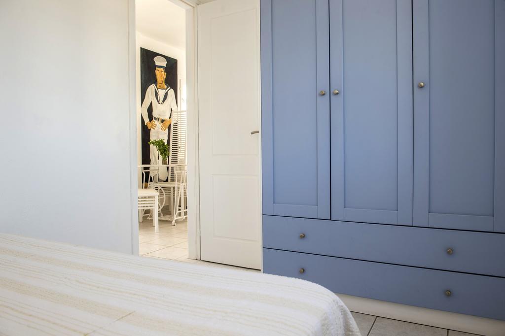 Aiolos Home With Private Veranda And Amazing Sea Views, Paros Piso Livadi Eksteriør billede